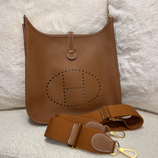 Hermès Evelyne 29 Gold with Gold Hardware