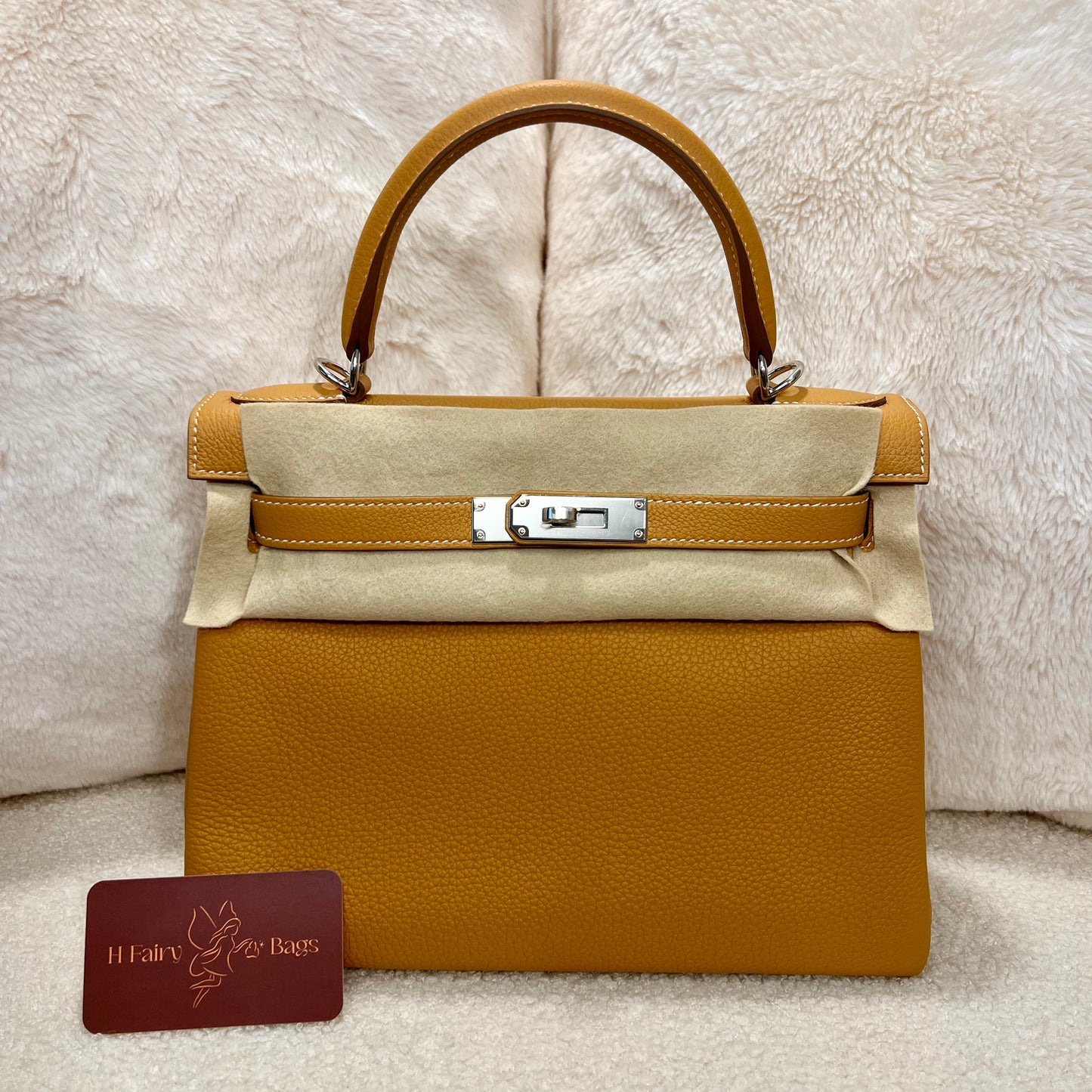 Hermes Kelly 28 Natural Sable with Palladium Hardware